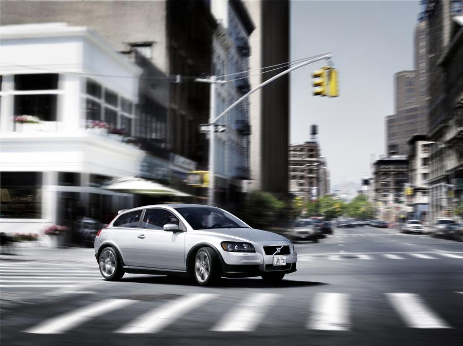  Volvo C30 T5 2007 года  (фото 6 из 15)